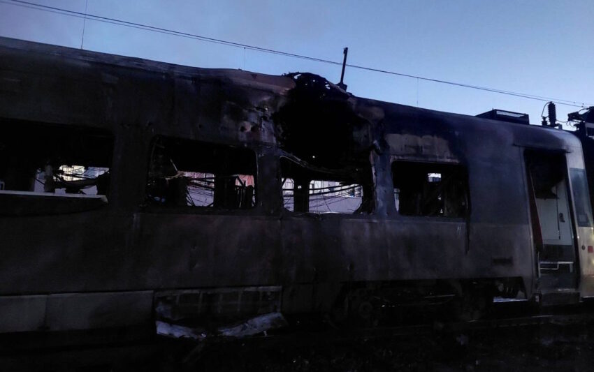 Через ворожу атаку на залізницю затримуються потяги до Краматорська