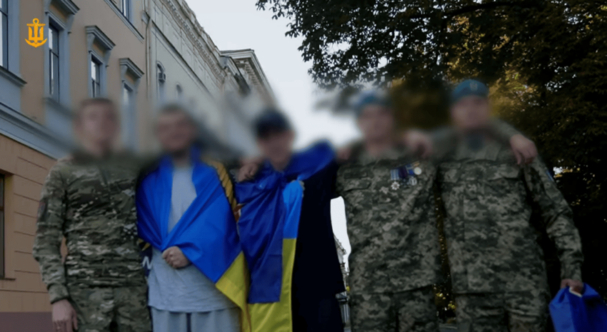 Три роки в окупації: як бійці переховувались у лікарні та були врятовані ‘Янголами'” (відео)