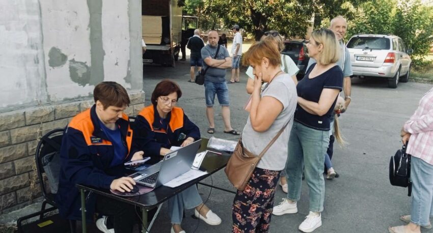 Матеріали для ремонту: жителі у Краматорську отримали гуманітарну допомогу