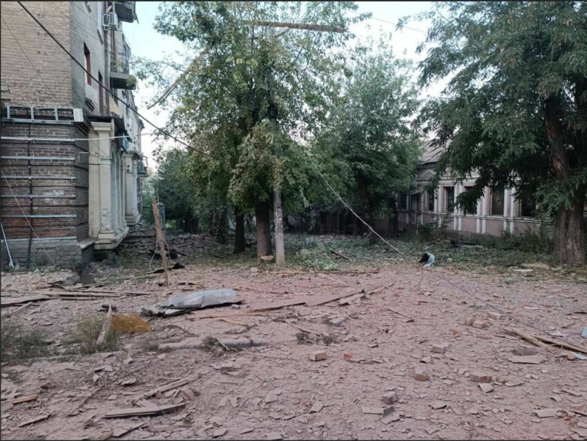 Пошкоджені будинки та музей: окупанти вдарили по Костянтинівці (фото)