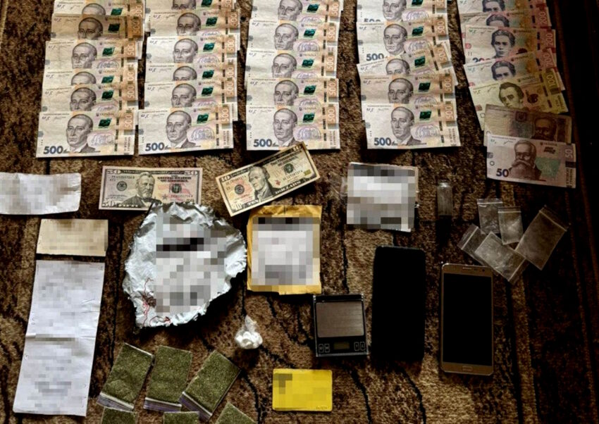Судитимуть організовану групу, яка доставляла наркотики на Донеччину (фото)