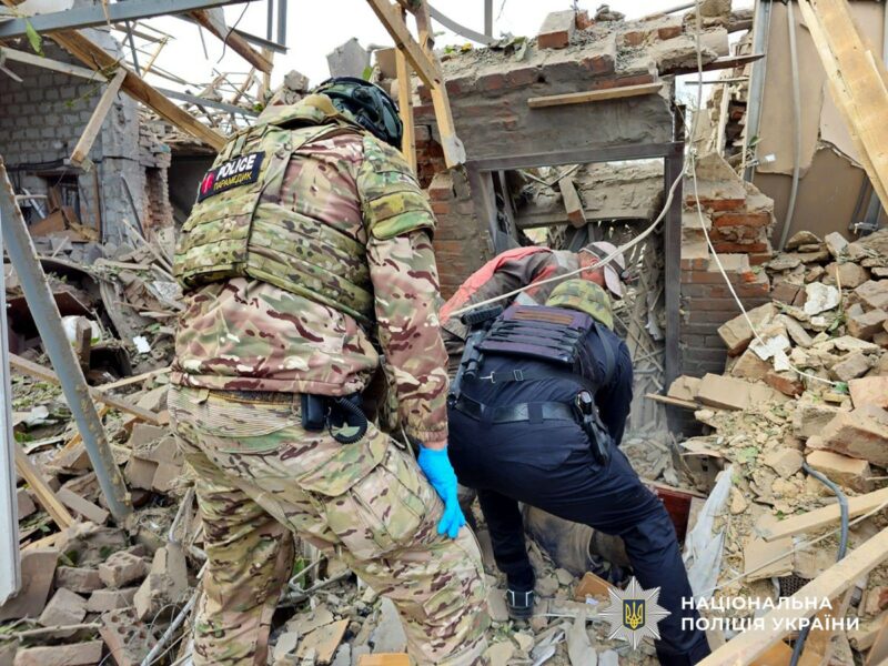 Двоє поранених у Дружківці: ворог атакував приватні будинки (відео)