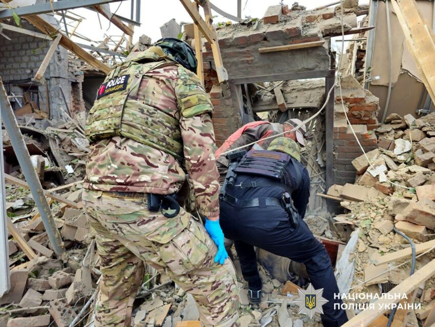Двоє поранених у Дружківці: ворог атакував приватні будинки (відео)