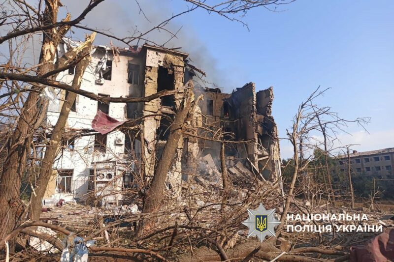 Окупанти накрили вогнем 16 населених пунктів Донеччини: серед цивільних є жертви (фото)
