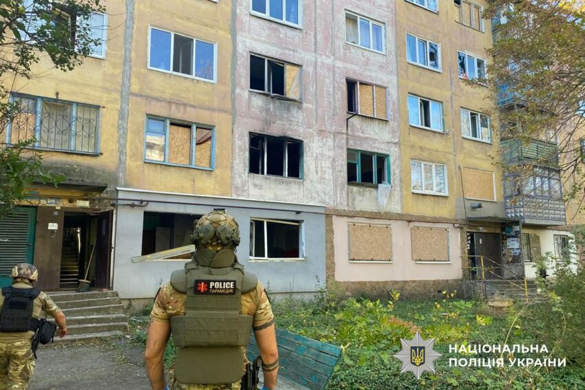 Внаслідок атак росіян на Донеччині пошкоджені 22 будинки, торговий центр та підприємства (фото)