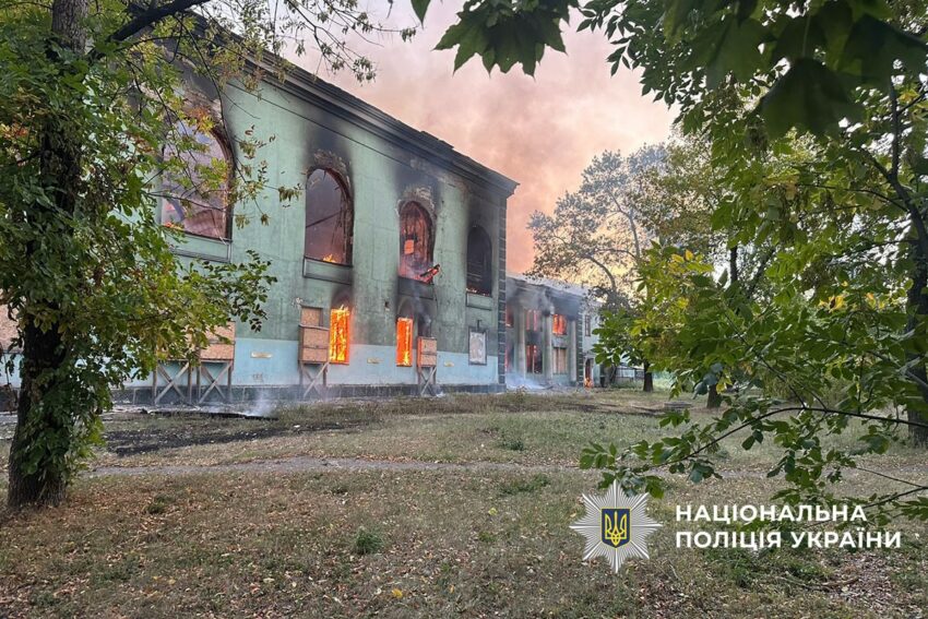 Внаслідок обстрілів Донеччини пошкоджені 32 цивільних об’єкти: будинки, елеватор та підприємство (фото)