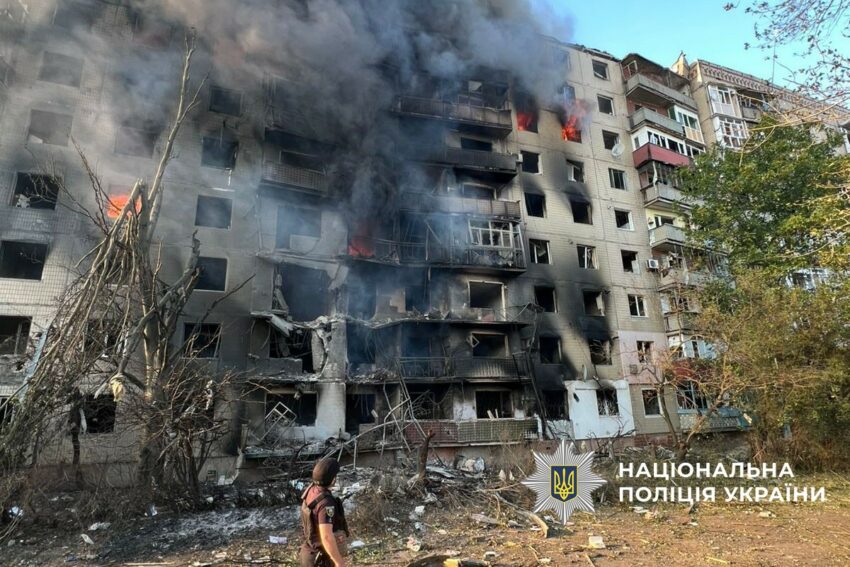 Окупанти пошкодили 54 будинки: ворог атакував Донеччину (фото)
