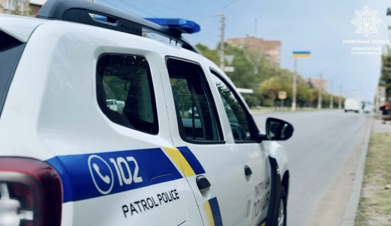У Краматорську зупинили підлітка за кермом автівки