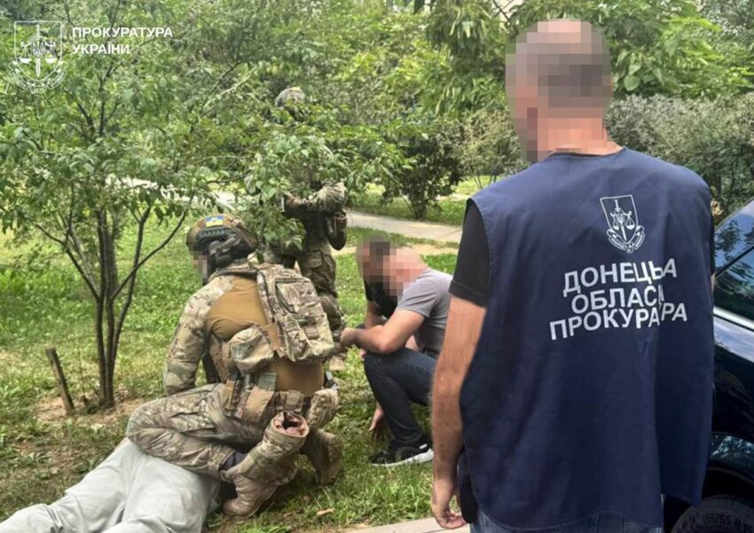 Наркоугруповання з мільйонним обігом викрили на Донеччині