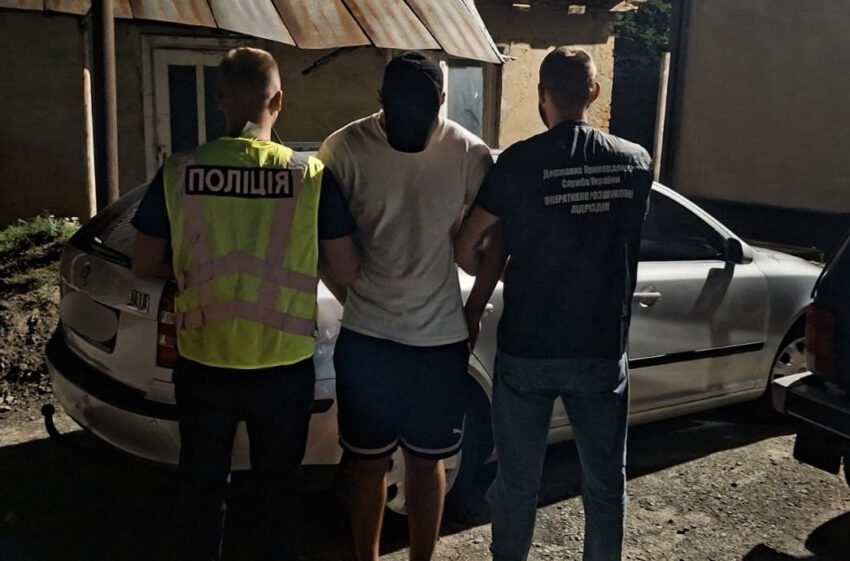 За понад 15 тисяч доларів за кордон: житель Донеччини намагався незаконно виїхати з України (фото)