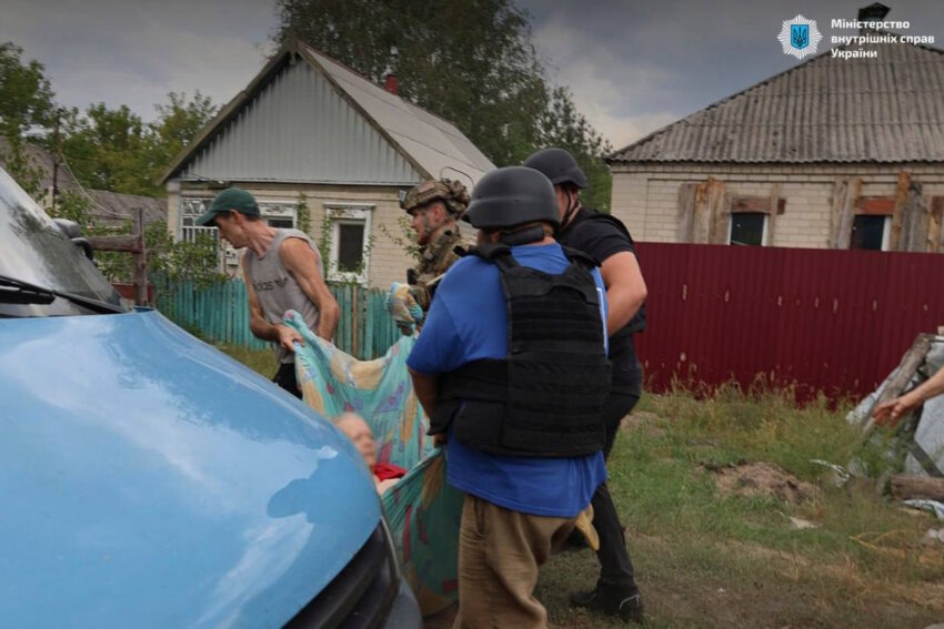 Поранених у Яровій евакуюють із мобільних стабпунктів до лікарень (оновлено)