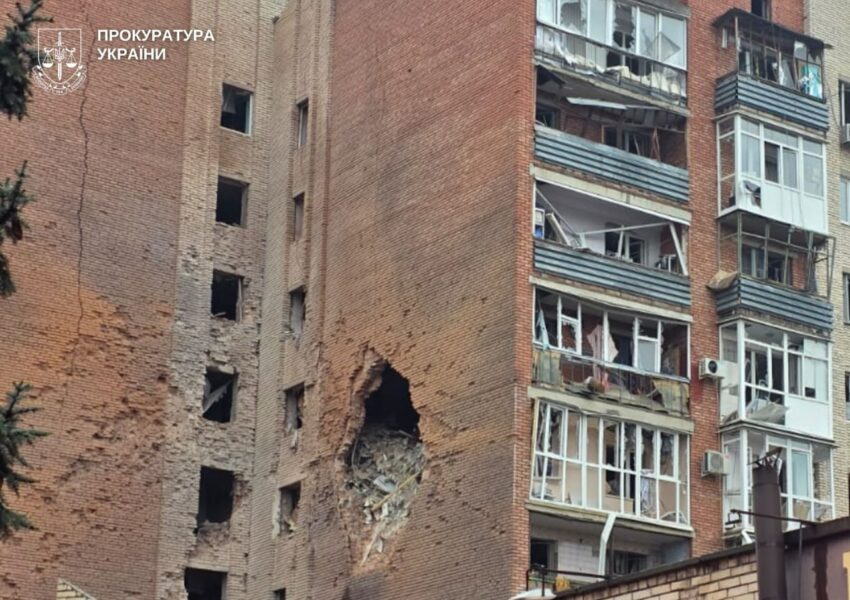 У Словʼянську російська авіація поранила шістьох цивільних, серед них — неповнолітній хлопець