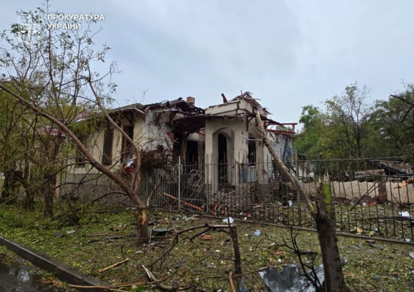 У Словʼянську російська авіація поранила шістьох цивільних, серед них — неповнолітній хлопець