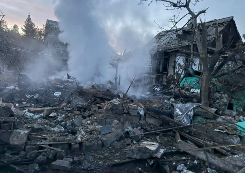 У Краматорську дрони рф влучили в житлові будинки – є загиблий і поранені (фото) - Фото №2