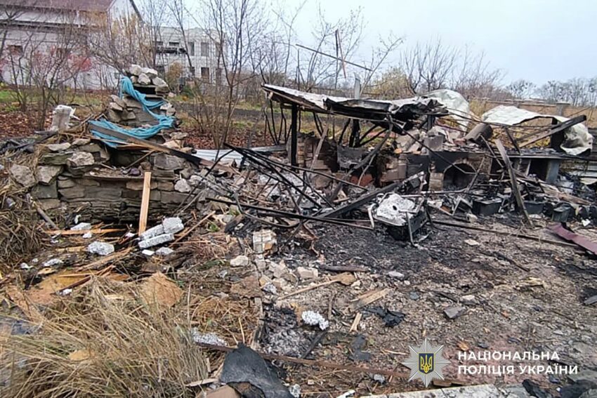Пошкоджені будинки та авто: окупанти протягом доби атакували Донеччину (фото) - Фото №3