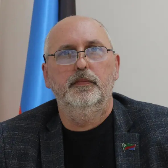 Стали відомі імена восьми вчителів, які навчають дітей на окупованій Донеччині (фото) - Фото №2