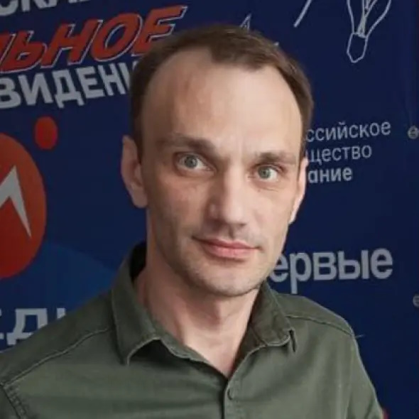 Стали відомі імена восьми вчителів, які навчають дітей на окупованій Донеччині (фото) - Фото №5