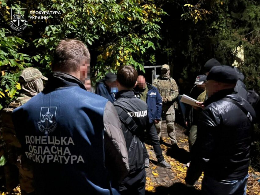 Щомісяця отримували близько 200 тис. грн: на Донеччині викрили схему збуту наркотиків - Фото №2