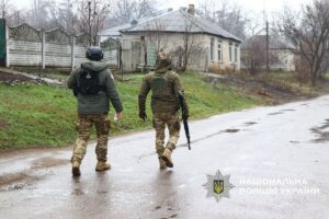 Понад 22 тисячі людей залишаються у Дружківській громаді, серед них 300 дітей - Фото №6