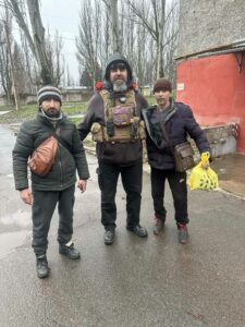 Волонтери вивезли поранених цивільних та постраждалих від КАБів з Костянтинівки (фото) - Фото №2