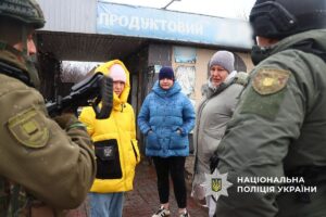 Понад 22 тисячі людей залишаються у Дружківській громаді, серед них 300 дітей - Фото №5
