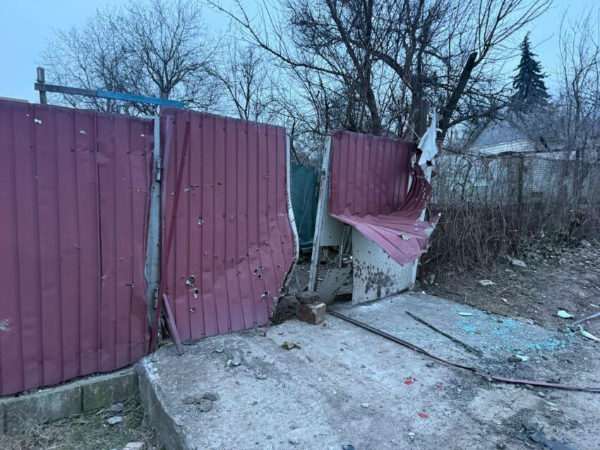 Окупанти обстріляли населені пункти Донеччини: ворог застосував безпілотники (фото) - Фото №3