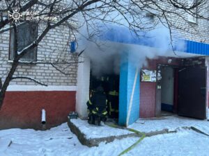 Рятувальники Донеччини ліквідували сім пожеж за добу, одну з яких спричинив ворожий обстріл (фото) - Фото №4