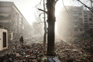 Дронова облога та поховання у дворах: ситуація в Костянтинівці стала критичною (фото) - Фото №2