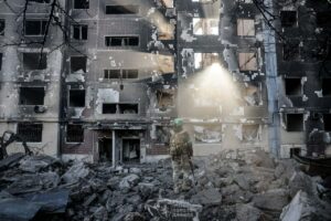 Дронова облога та поховання у дворах: ситуація в Костянтинівці стала критичною (фото) - Фото №8