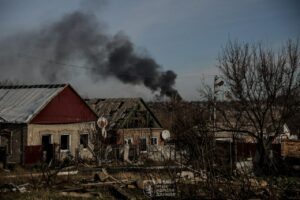 Дронова облога та поховання у дворах: ситуація в Костянтинівці стала критичною (фото) - Фото №7