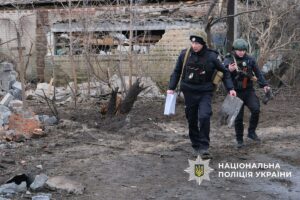 Кількість поранених у Слов’янську зросла до семи осіб: ворог скинув на місто 250-кілограмову бомбу - Фото №1