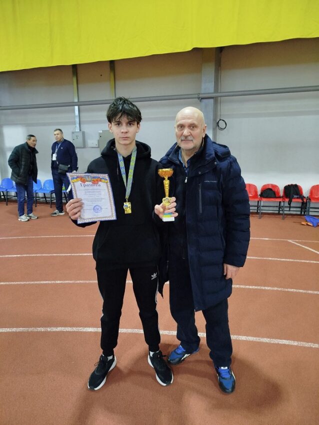 Спортсмени з Костянтинівки здобули нагороди на обласному чемпіонаті з легкої атлетики - Фото №1