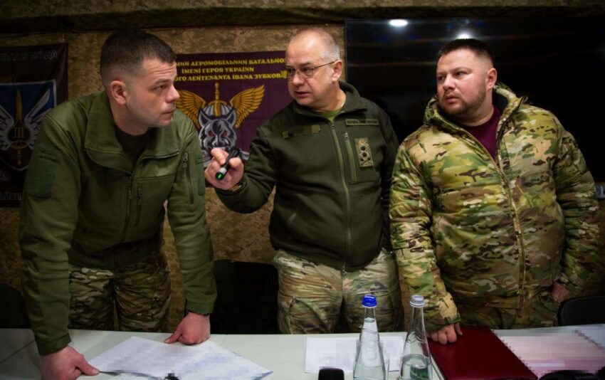 Сирський: за тиждень на Покровському та Очеретинському напрямках відбулося близько 400 бойових зіткнень - Фото №2