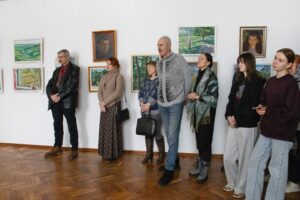 Черкаський музей презентує ретроспективну виставку краматорського художника Євгена Качури (фото) - Фото №8