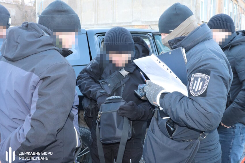 На Донеччині працівник лісництва за гроші давав дозволи на незаконну порубку (фото) - Фото №3