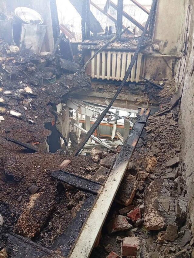 Горіли будинки: окупанти вдарили безпілотниками по Краматорську (фото) - Фото №3
