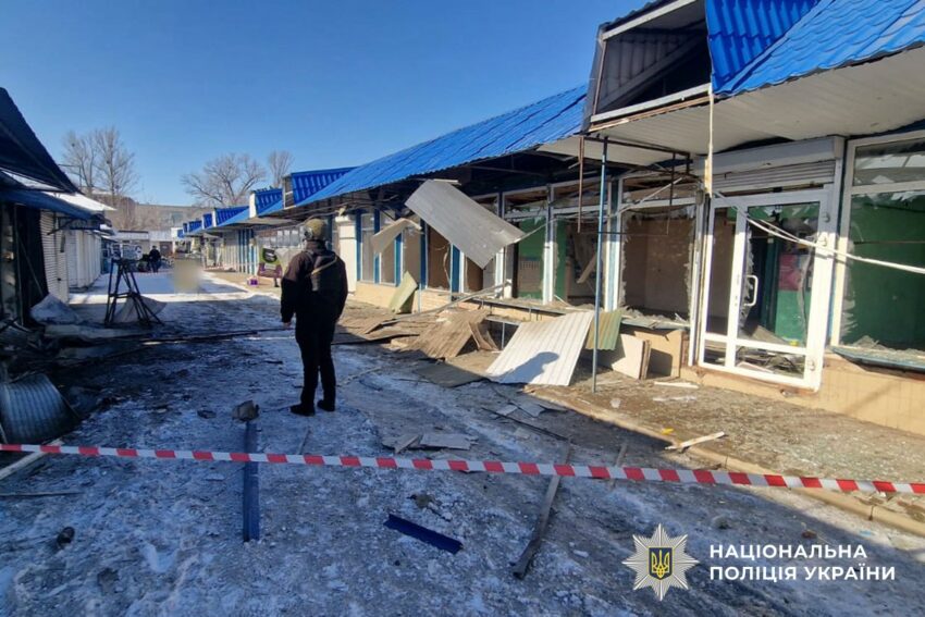 Обстрілами росіяни пошкодили 38 будинків на Донеччині – п'ять людей отримали поранення (фото) - Фото №2