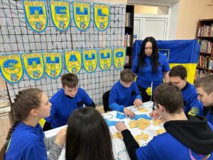 Єдність крізь відстань: молодь Курахівської громади відзначила День Єднання у Дніпрі - Фото №1