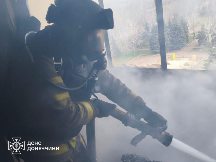 У Дружківці рятувальники загасили дві пожежі після ударів дронів - Фото №1