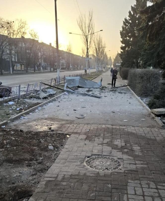 Краматорськ ввечері двічі атакували безпілотники: є пошкодження (фото) - Фото №1