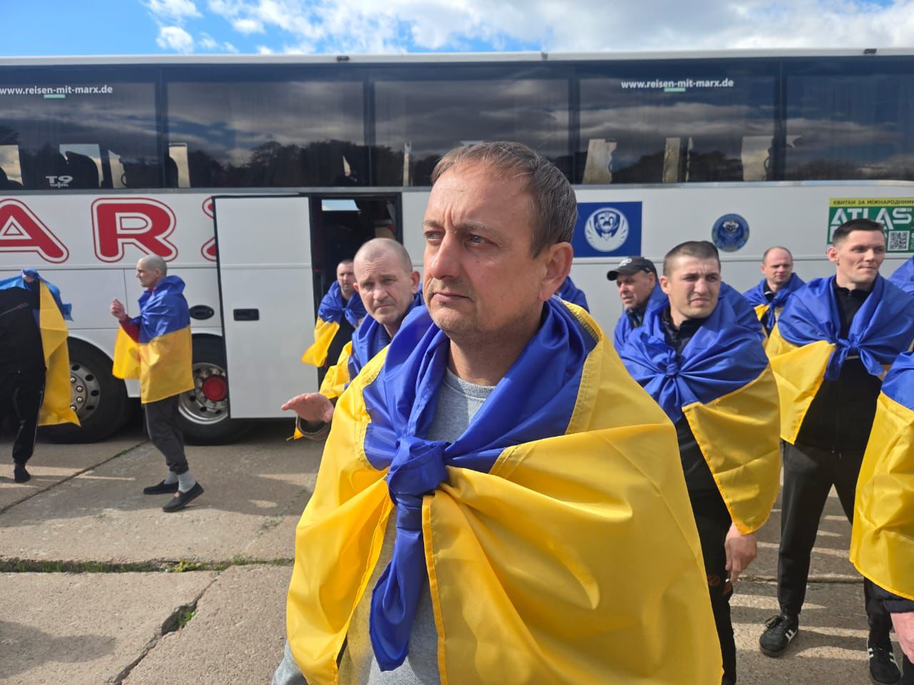 Обмін: з полону повернули 193 українських військових (фото) - Фото №4