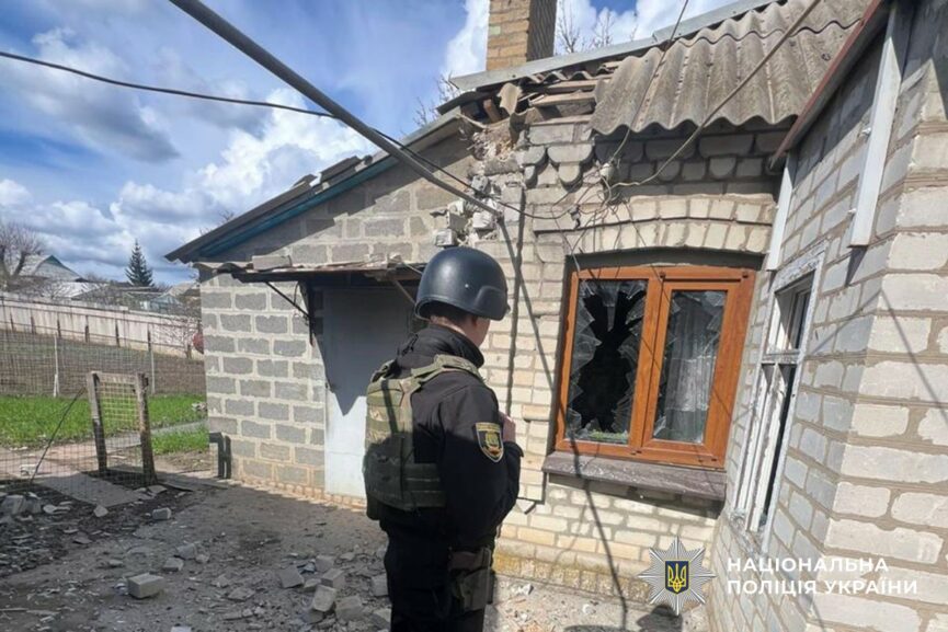 На Донеччині ворог обстріляв 12 населених пунктів: є поранені (фото) - Фото №2