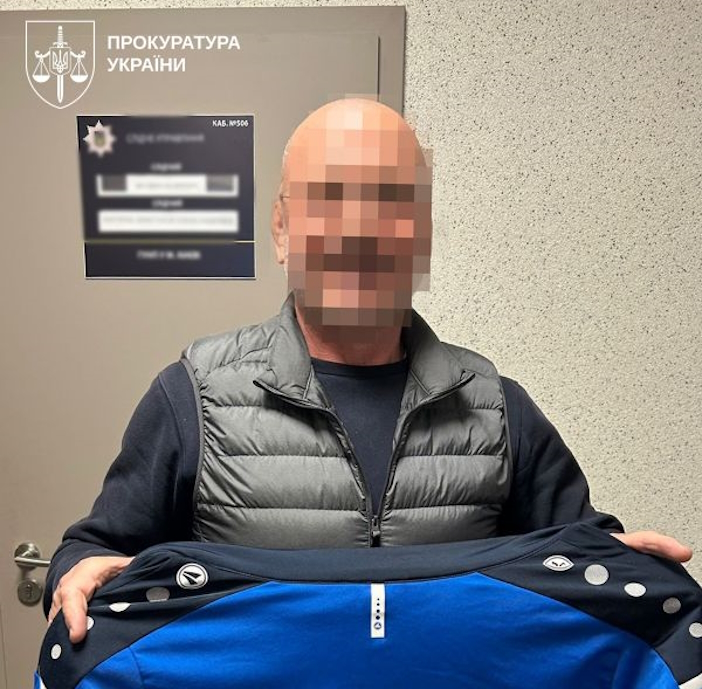 Організував схему виїзду за кордон через фіктивні відрядження: підозрюють вихідця з Луганщини (фото) - Фото №1