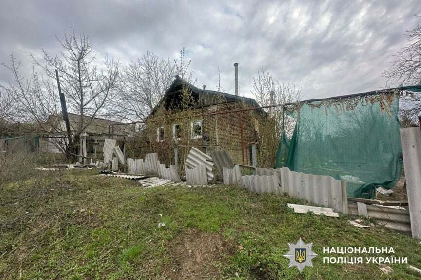 Ворожі обстріли вбили людину на Донеччині, ще двоє поранені: за добу понад 1500 атак - Фото №3