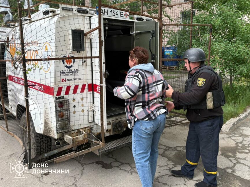 Рятувальники евакуювали дітей із небезпечних територій Донеччини - Фото №2