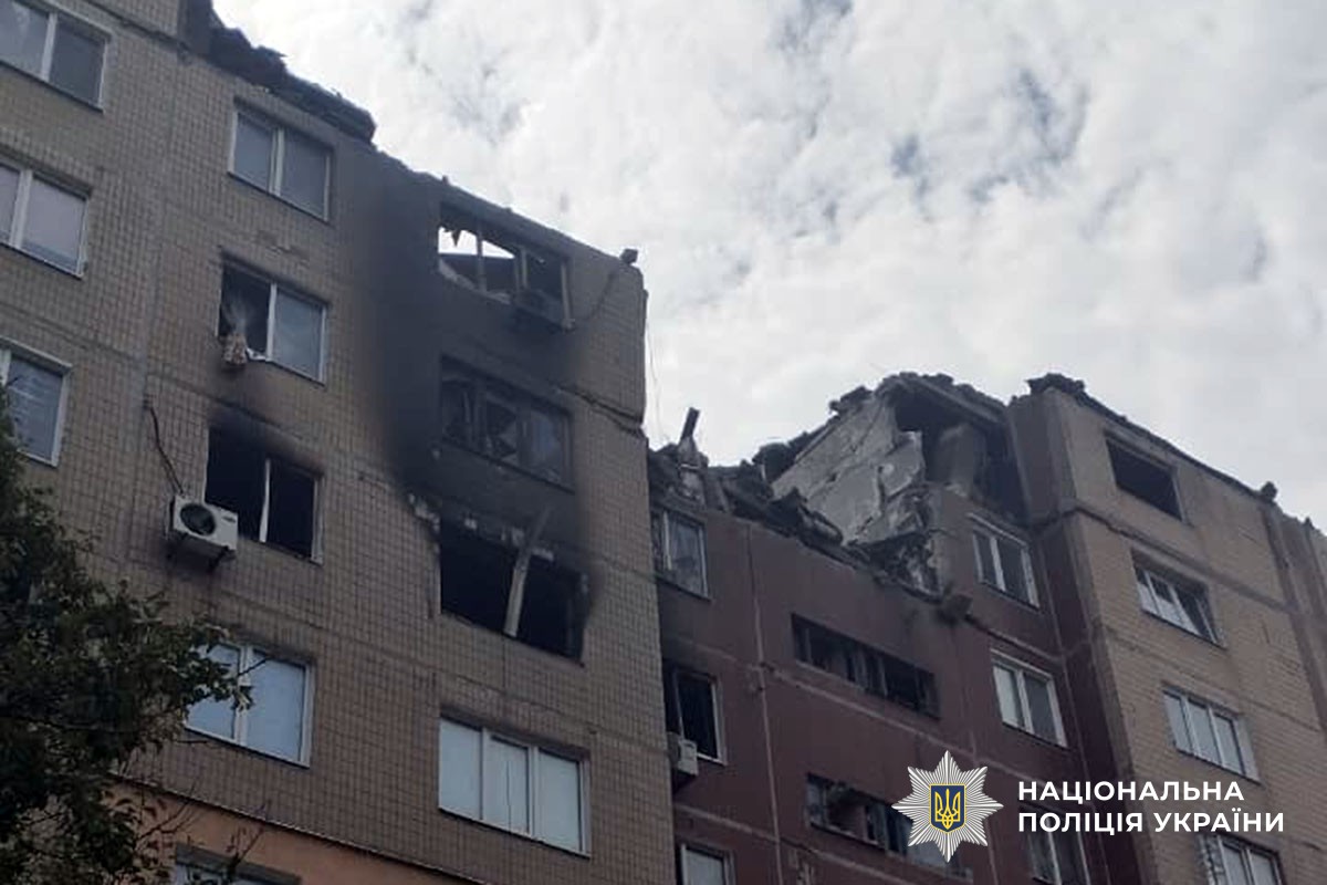 Серед цивільних шестеро загиблих і 19 поранених: росіяни атакували Донеччину (фото) - Фото №1